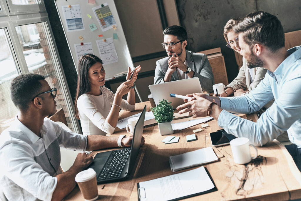 Reunião de líder com sua equipe